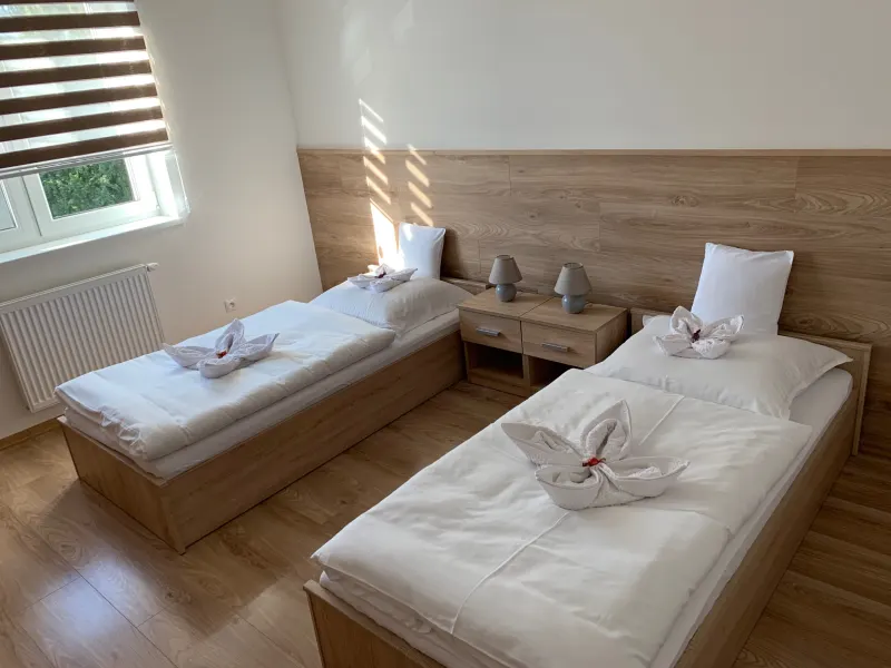 Rooms – MotoPub Guesthouse, Michal na Ostrove (24)